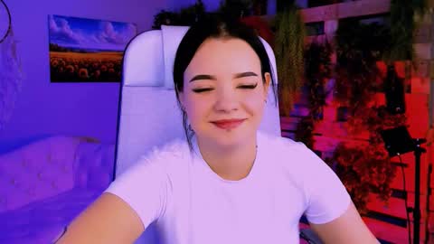 LeslieRowe online show from 10.20.25