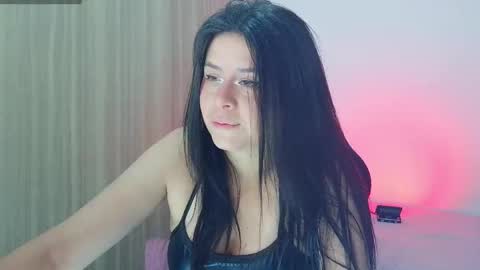 Snapshot of leslystone_ chatting on 04.15.26 Lesly online show from 04.15.26