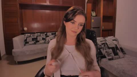 Snapshot of lesya_krutalevich chatting on 07.18.26 lesya krutalevich online show from 07.18.26
