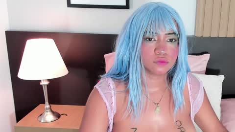 Snapshot of leticia_lynn chatting on 01.08.25 LETI 3 online show from 01.08.25