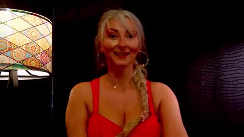 leticiareys online show from 11.29.25