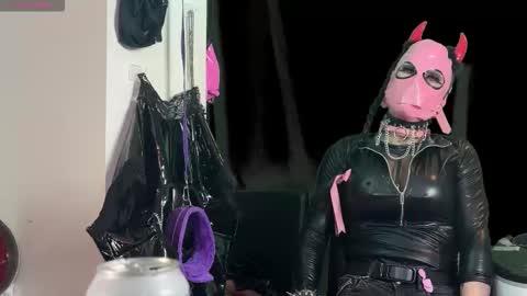 Snapshot of letsdoitbabez chatting on 09.14.25 Julian Mask online show from 09.14.25