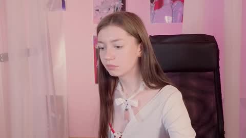 Snapshot of lettablush chatting on 12.16.24 letta online show from 12.16.24