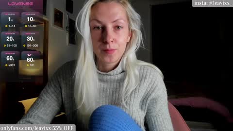 LeaVixx online show from 12.22.24