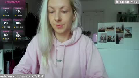 LeaVixx online show from 12.23.24