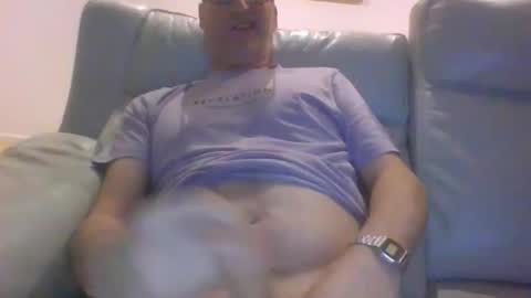 Snapshot of levensgenieters2 chatting on 02.17.25 levensgenieters2 online show from 02.17.25