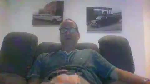 Snapshot of levensgenieters2 chatting on 10.13.25 levensgenieters2 online show from 10.13.25