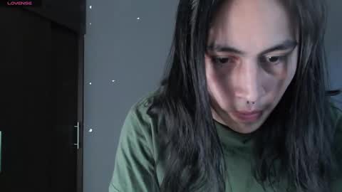 levi online show from 12.15.24