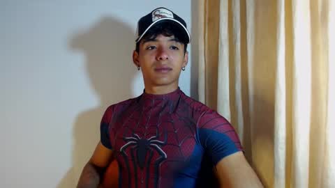 i  am lewis ly EDUARDO MEMDOZA15 online show from 12.21.25