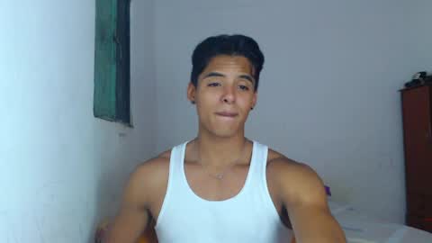 i  am lewis ly EDUARDO MEMDOZA15 online show from 05.26.26