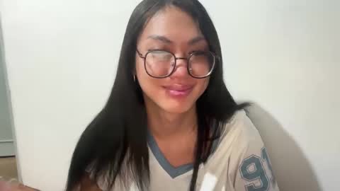 Hev Lexi online show from 12.21.24