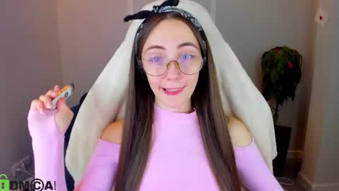 Lexi GTM2 MonWedThurSatSun 1000am-400pm online show from 07.12.26
