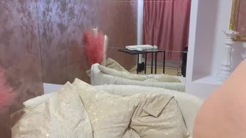 Snapshot of lexi_u_ chatting on 03.05.25 LEXXY online show from 03.05.25