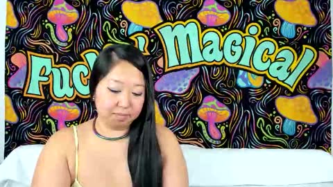 Lexie Mack online show from 11.14.25