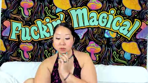 Lexie Mack online show from 11.17.25