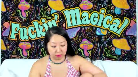 Lexie Mack online show from 11.20.25