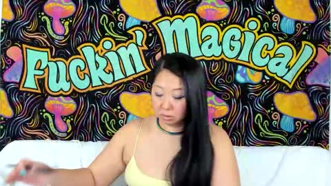 Lexie Mack online show from 11.28.25