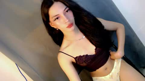 Snapshot of lexiefucks chatting on 08.10.26 Im Lexie dont forget to follow me please online show from 08.10.26