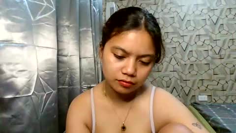 Snapshot of lexielar chatting on 01.09.25 LEXIE online show from 01.09.25