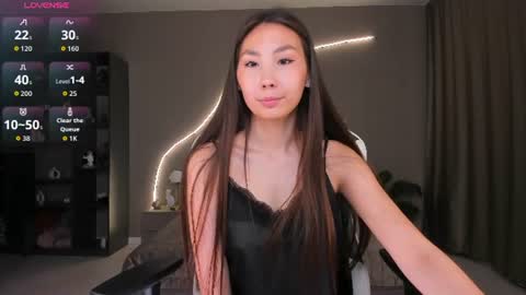Snapshot of lexiele3 chatting on 06.15.26 Lexie dont forget to thumbs up me online show from 06.15.26