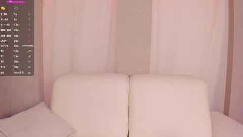 Lexie Thompson  online show from 04.01.26