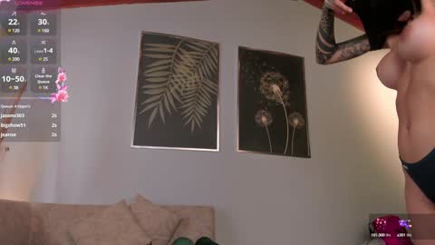 Lexie  online show from 12.14.24