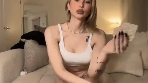 Sexy Lexi online show from 11.18.25