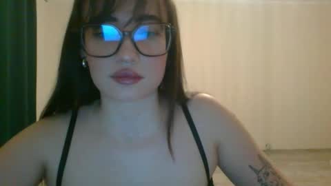 Snapshot of lexikinky chatting on 03.04.26 Lexi online show from 03.04.26