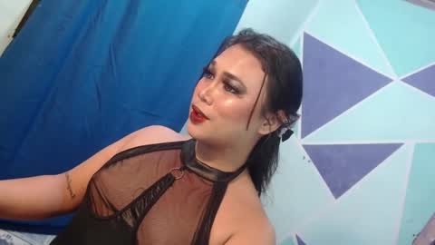 Snapshot of lexilorcs chatting on 12.14.24 lexilorcs online show from 12.14.24