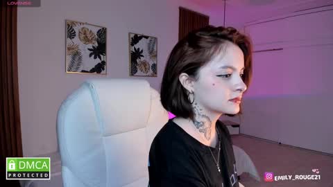 LEXI ROUGE online show from 10.20.25