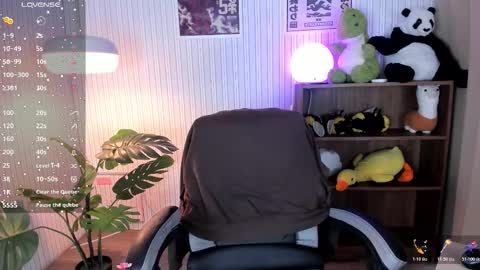 lexirouge           online show from 12.05.25