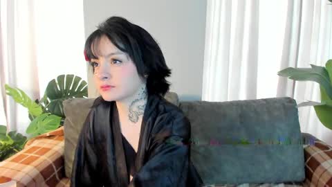Snapshot of lexirouge__ chatting on 05.12.26 lexirouge online show from 05.12.26