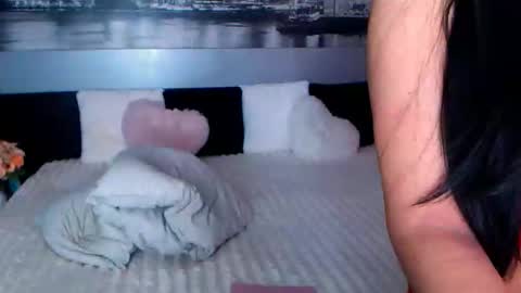 Amalia online show from 03.14.26