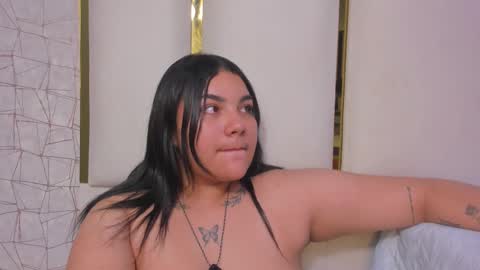 lexy and mia online show from 12.16.25