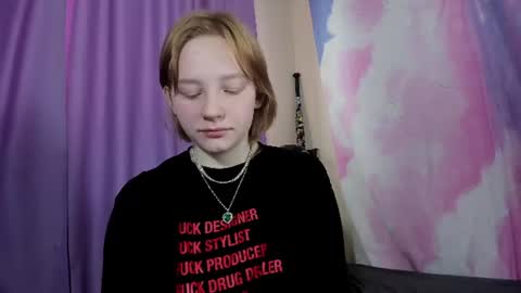 Snapshot of lexy_l0vy chatting on 06.21.26 LexxxY online show from 06.21.26