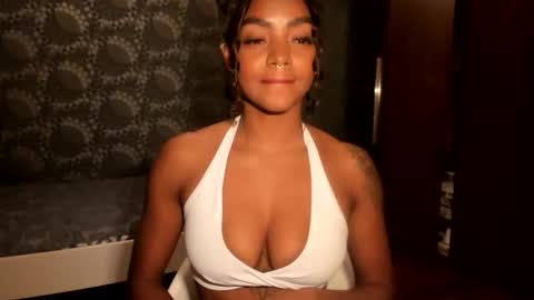 LEXY - Independent account online show from 11.06.25