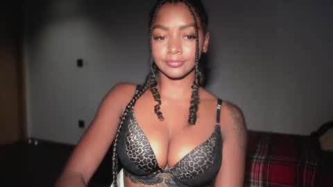 Snapshot of lexy_squirt_queen chatting on 06.25.26 LEXY - Independent account online show from 06.25.26