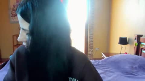 lexyswett online show from 10.21.25