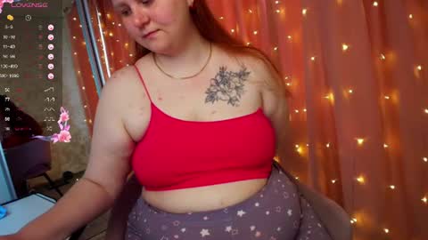 Snapshot of leyaloveee chatting on 07.11.26 Your Leya online show from 07.11.26