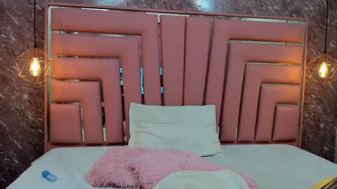 Leyla online show from 01.07.25