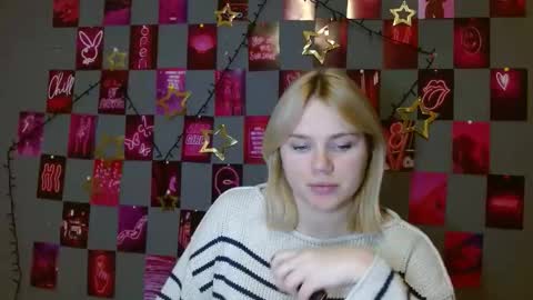 Leyla online show from 12.22.25