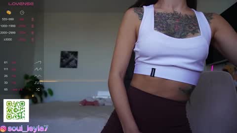 Snapshot of leyla_ly chatting on 11.01.25 Leyla ly Ill be here Tuesday Thursday Friday Saturday Sunday online show from 11.01.25