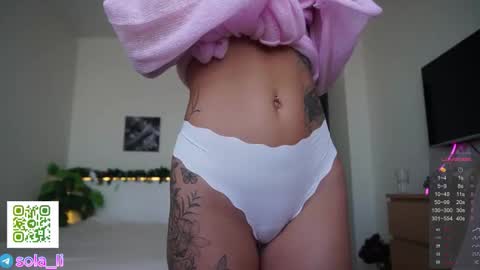 Snapshot of leyla_ly chatting on 12.01.25 Leyla ly Ill be here Tuesday Thursday Friday Saturday Sunday online show from 12.01.25