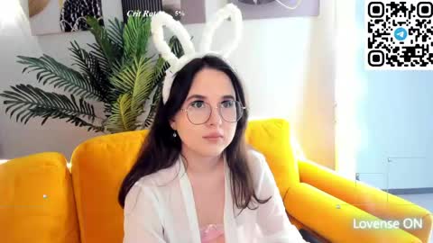 Snapshot of leylamirage chatting on 05.29.26 leylamirage online show from 05.29.26
