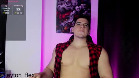 Snapshot of leyton_flexx chatting on 02.13.26 L E Y T O N online show from 02.13.26