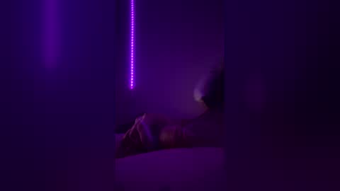 Snapshot of lhg_69 chatting on 12.21.25 lhg_69 online show from 12.21.25