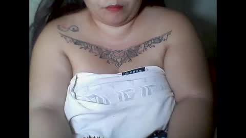 lhiannash33 online show from 10.15.25