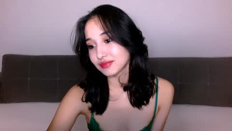 Snapshot of li_noen chatting on 12.08.24 Li  online show from 12.08.24