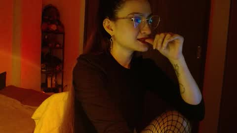 Snapshot of lia_ana_ chatting on 02.24.26 liliana online show from 02.24.26