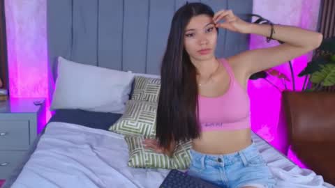 Snapshot of lia_banksgb chatting on 02.28.25 Maria Jose Lujan online show from 02.28.25